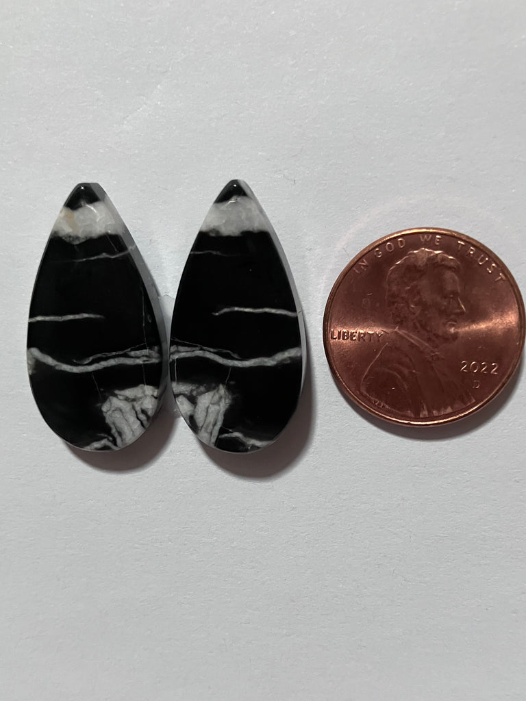J 17 Tuxedo Jasper Pair
